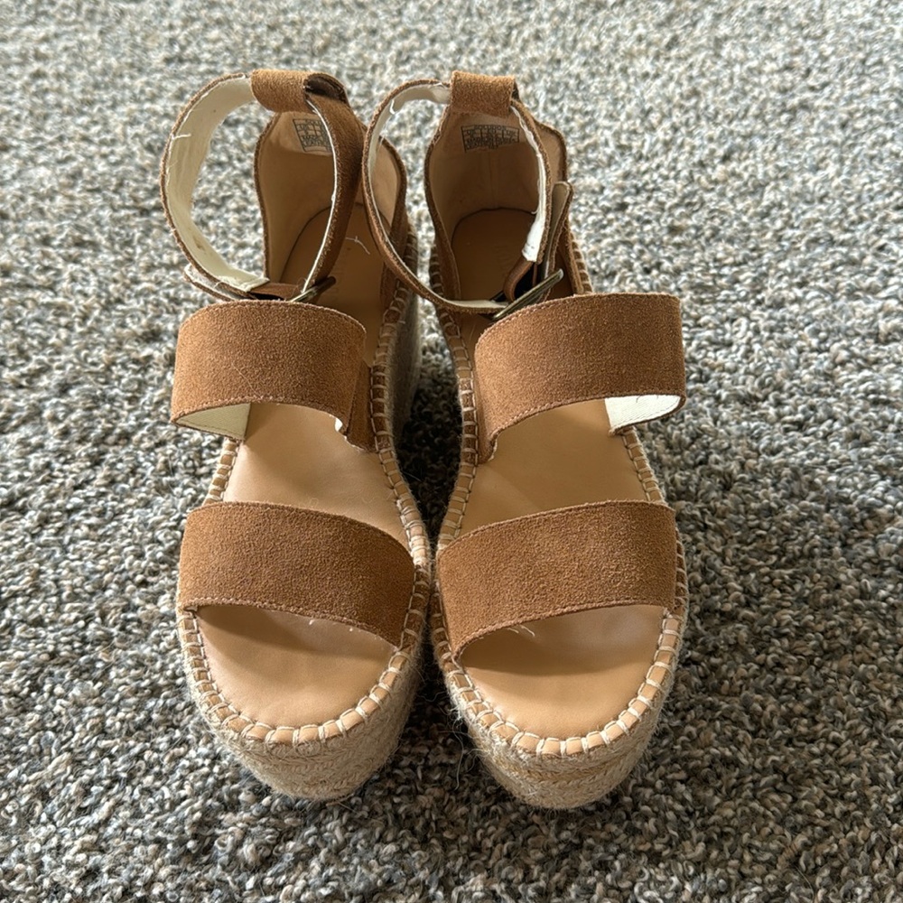 Soludos wedge heels / sandals / espadrilles size 9 good condition gently used